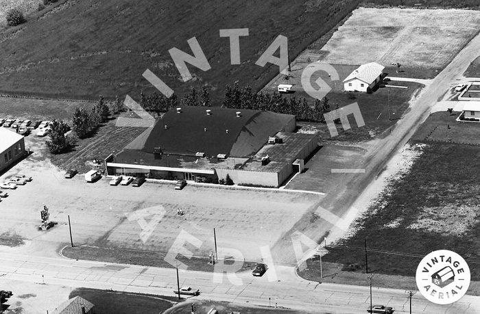 Sturgis Bowl (Sturgis Lanes) - 1969 Aerial Photo (newer photo)